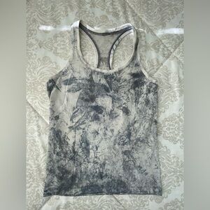 Lululemon swiftly tech tank 6